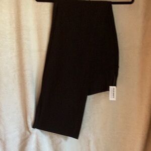 Old Navy Active Slim Boot Cut High waisted workout legging. Size large